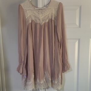Umgee Mauve and Cream Lace Tunic